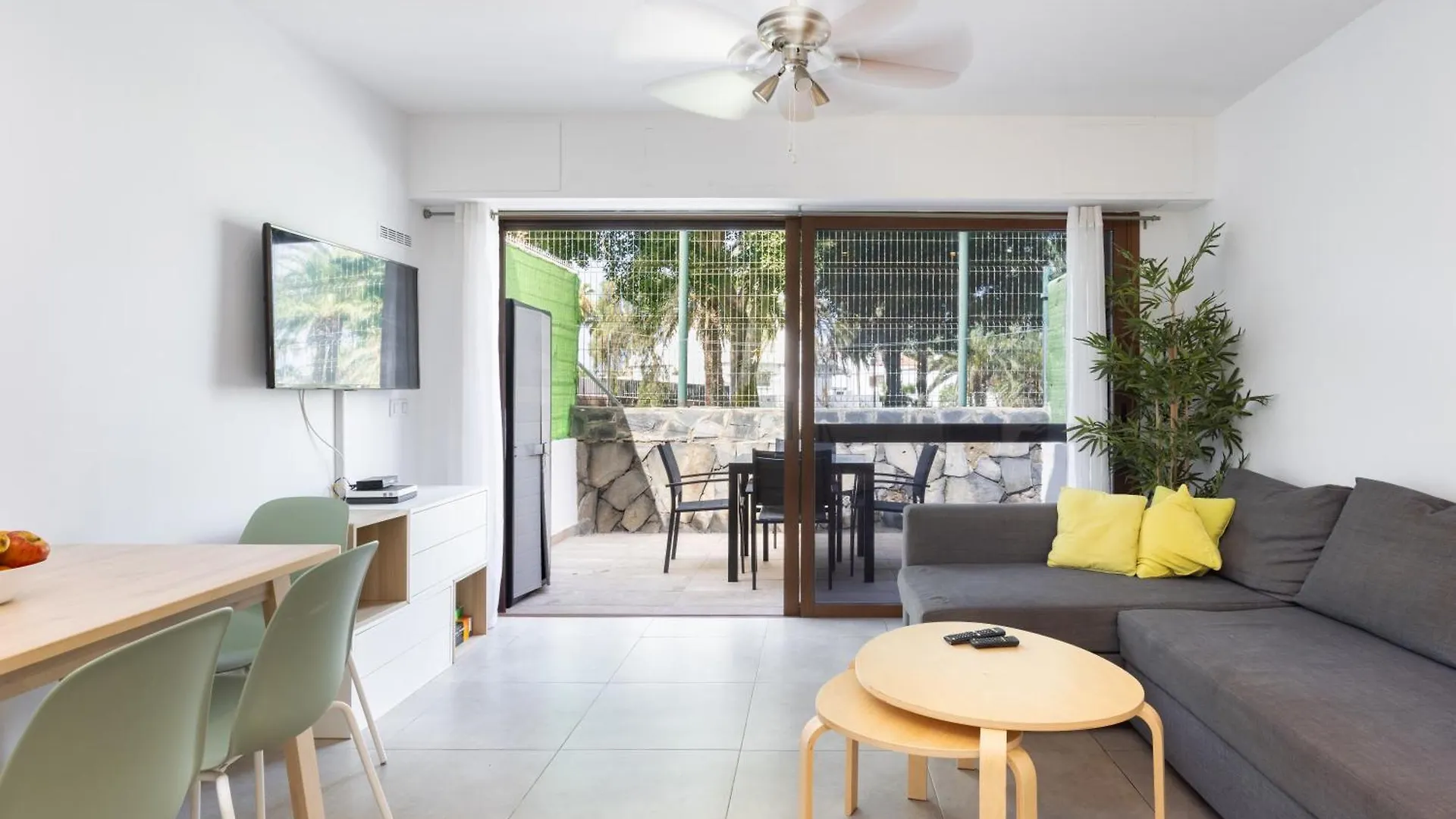 Home2Book Comfy Apt Costa Adeje, Pool&Terrace location